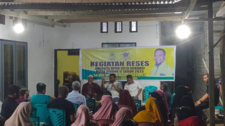 Serap Aspirasi Warga, LM Inarto Reses di Kelurahan Kadia