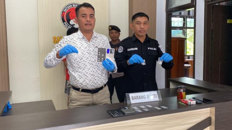 Sat Resnarkoba Polresta Kendari Berhasil Ciduk Seorang Kurir Sabu, Amankan Barang Bukti seberat 11,47 Gram