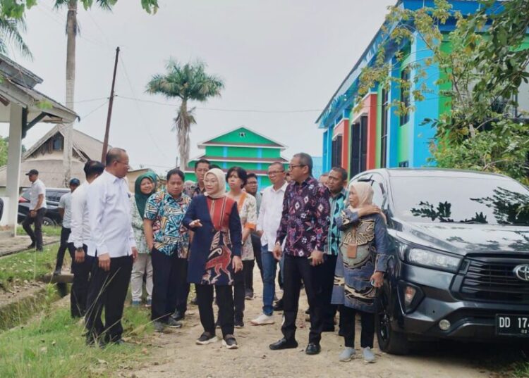 Kunker di BPVP Kendari, Menaker Ida Fauziah Pantau Workshop Pelatihan