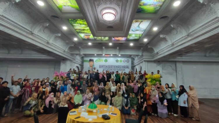 Yayasan ASR Foundation Fasilitasi Ratusan Pelaku Usaha Ikuti Bimtek Sertifikasi Halal