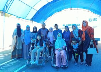YBM PLN Bersama Pemkot Kendari Serahkan 100 Paket Bantuan ke Penyandang Disabilitas