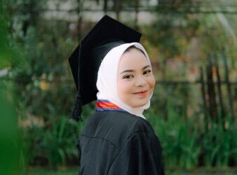 Resmi Lolos Calon Anggota DPD RI Dapil Sultra, Almaghfirah Sapri Sosok Muda yang Siap Berkontribusi untuk Daerah