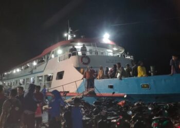 Geliat Awal Mudik Lebaran, Penumpang Kapal Malam Kendari – Raha Tampak Meningkat