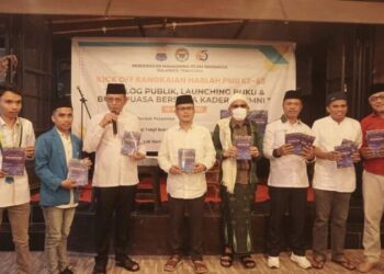 La Ode Haji Polondu Launching Buku PKC PMII Sultra di Peringatan Harla PMII ke-63