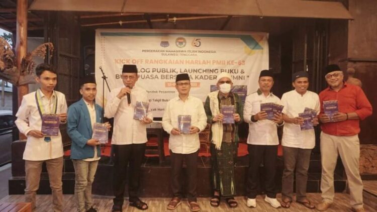 La Ode Haji Polondu Launching Buku PKC PMII Sultra di Peringatan Harla PMII ke-63