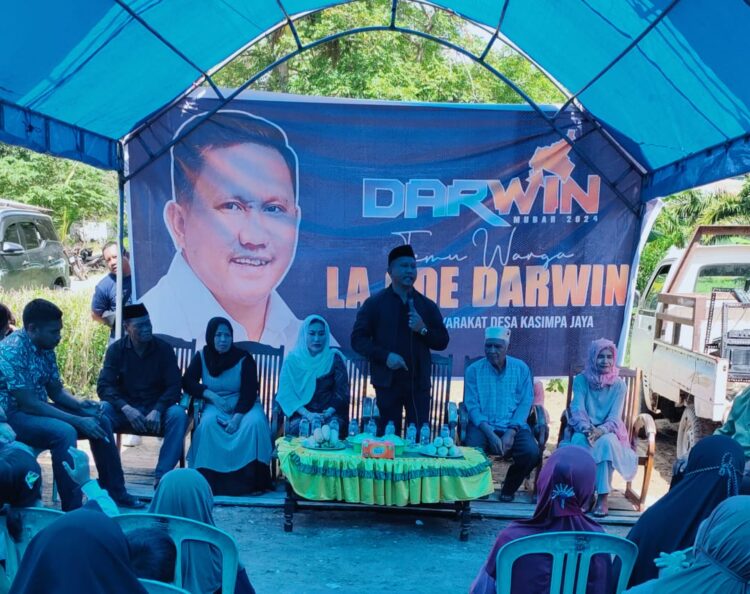 Silahturahmi di Desa Kasimpa Jaya, La Ode Darwin Disambut Ratusan Warga