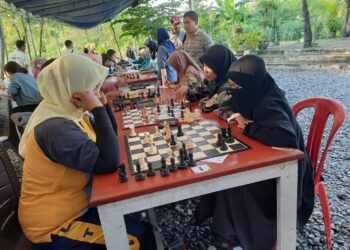 Ratusan Peserta Ramaikan Turnamen Catur Hugua Cup I