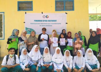 Pengabdian Masyarakat, Universitas Karya Persada Muna Lakukan Penyuluhan Tentang Alat Kontrasepsi di Desa Banggai