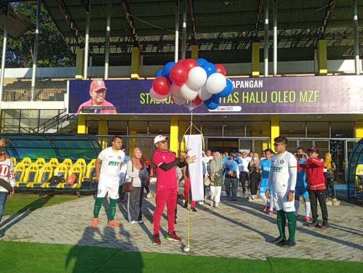 Kini Lapangan Sepakbola Berstandar Nasional Milik UHO Kendari Bisa Digunakan