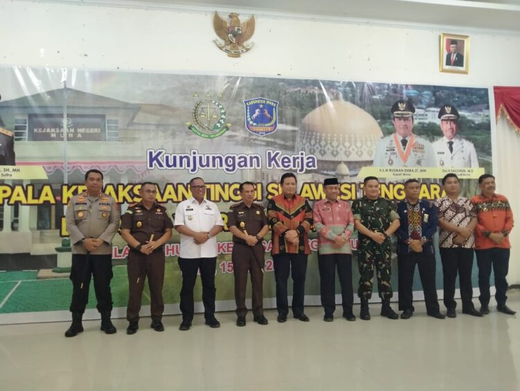 Kunker ke Kejari Muna, Ini yang Disampaikan Kajati Sultra Dr Patris Yusrian Jaya