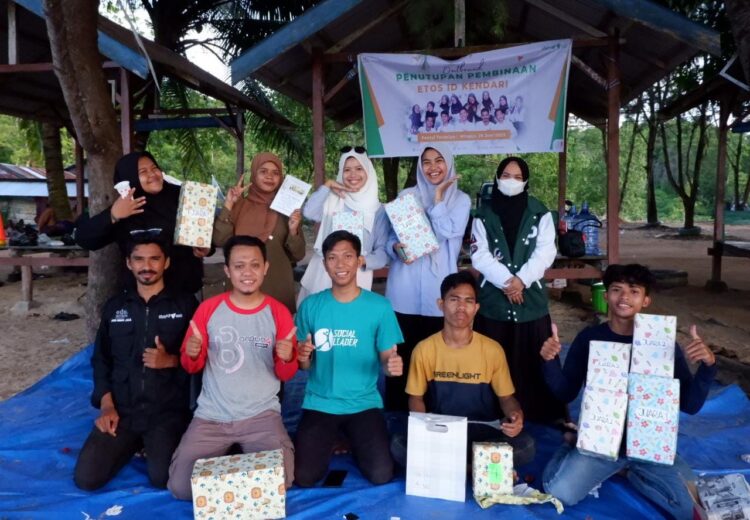 Momen Penutupan Pembinaan dan Lepas Sambut Fasilitator Etos ID Kendari