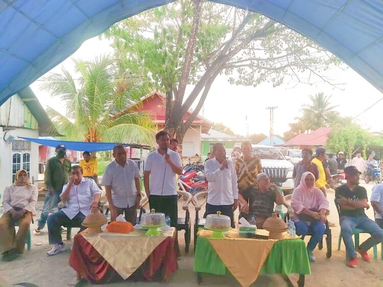 Bakal Calon Bupati Muna Dari Partai Golkar Silahturahmi Dengan Masyarakat Desa Lagasa