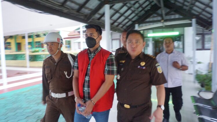 Resmi Ditahan, Direktur PT. KKP AA Dijebloskan di Rutan Kendari