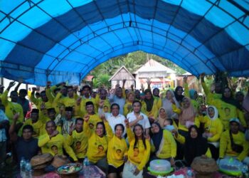 Bakal Calon Bupati Muna Dari Partai Golkar LM Ihsan Taufik Ridwan Silaturahmi dengan Masyarakat Desa Banggai