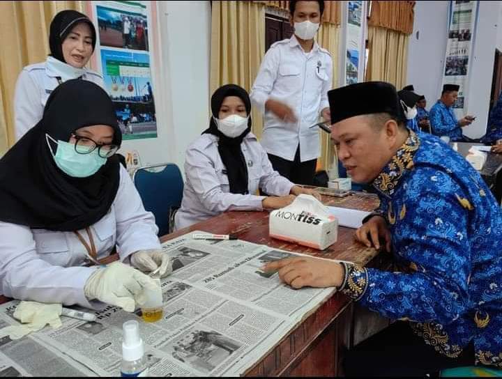 Skrining Narkoba, Bupati dan ASN Pemkab Konawe Utara Jalani Tes Urine