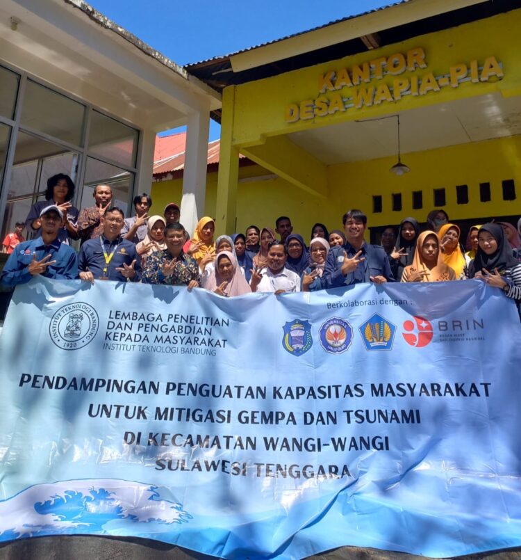 Kolaborasi ITB, FT UHO, BRIN dan KPP Pratama Baubau Lakukan Pengabdian Masyarakat di Wakatobi Terkait Mitigasi Bencana Alam