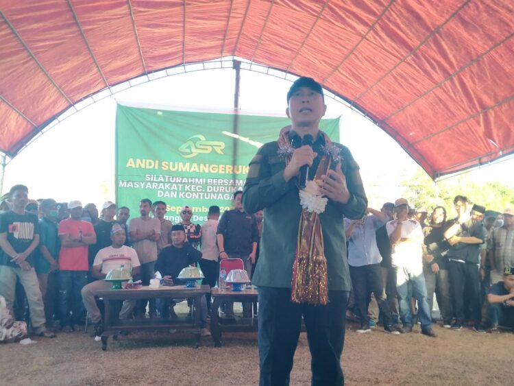 Antusias Masyarakat Kecamatan Duruka, Lohia dan Kontunaga Silahturahmi dan Tatap Muka Dengan Andi Sumangerukka