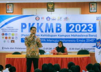 Barhim Berbagi Ilmu ke Mahasiswa UHO Kendari 