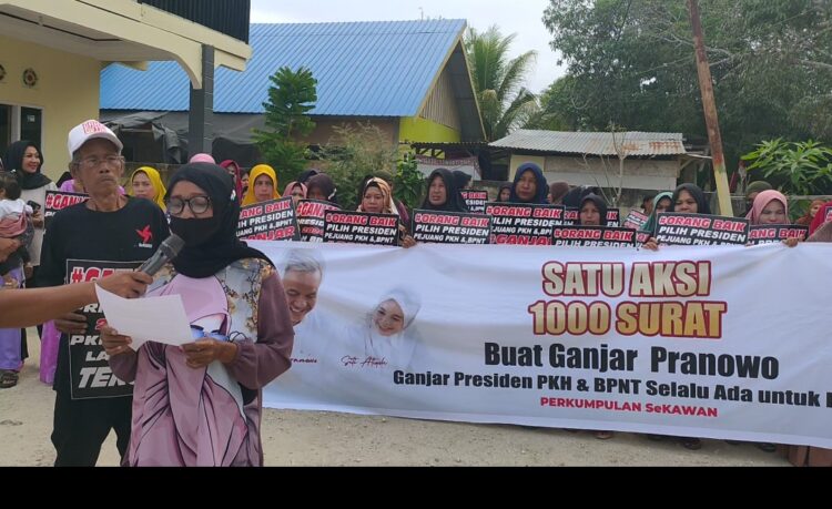 Gaungkan ‘Ganjar Presiden 2024’ Emak-emak Menggelorakan Program PKH dan BPNT Dilanjutkan