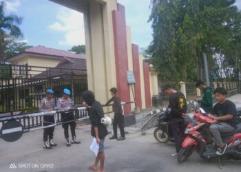 Aksi di Polda Sultra, FPM Minta Ditreskrimsus Usut Dugaan Penyalahgunaan BBM di Wakatobi