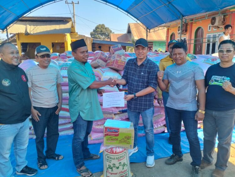 PT WIN Salurkan Ribuan Paket Sembako ke Masyarakat Lingkar Tambang Terdampak Inflasi