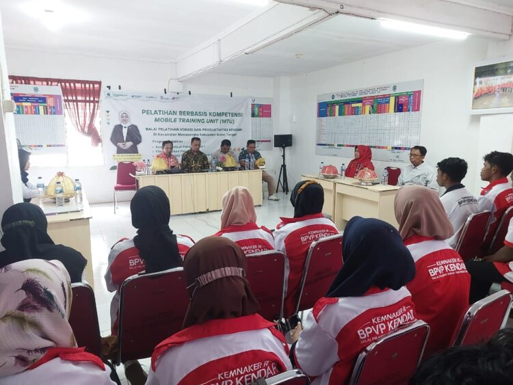 7 Paket Pelatihan MTU di Tiga Kabupaten Berbeda Resmi Ditutup Kepala BPVP Kendari