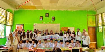 Tim Pengabdian Fakultas Farmasi UHO Lakukan Sosialisasi dan Edukasi Bahaya Anemia dan Penggunaan Tablet Tambah Darah (Fe) Pada Siswa SMAN 2 Kendari