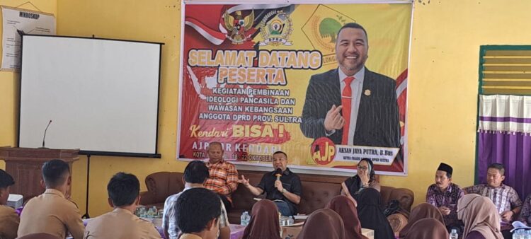 Edukasi Soal Ideologi dan Wawasan Kebangsaan, AJP Sambangi Dua SMAN di Kendari