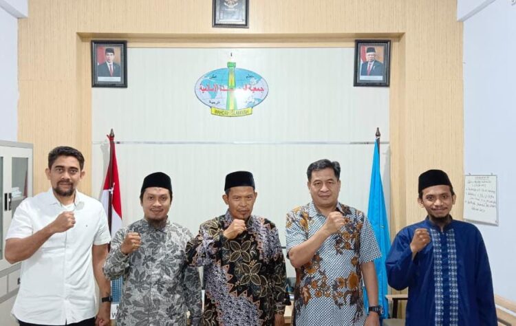 Pimpinan Wahdah Islamiyah Sultra Sambut Hangat Silaturahmi Kasatgaswil Densus 88 AT Polri Sultra