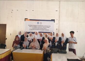 Universitas Karya Persada Muna Lepas Mahasiswa D-IV Prodi Promosi Kesehatan untuk Praktek Lapangan