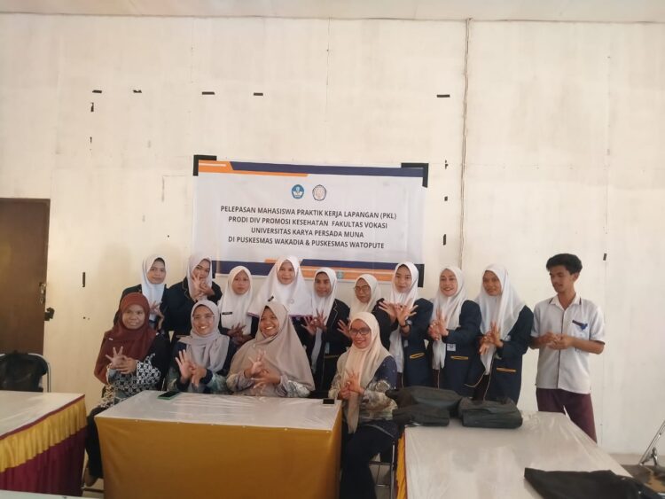 Universitas Karya Persada Muna Lepas Mahasiswa D-IV Prodi Promosi Kesehatan untuk Praktek Lapangan