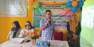 Sekertaris Dinkes Kabupaten Muna Buka Kegiatan Penilaian Lomba Kebersihan antar Ruangan di Puskesmas Wakobalu