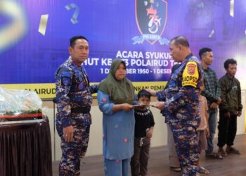 Momentum HUT Polairud, Polda Sultra Bantu Keluarga Korban Penembakan di Pulau Cempedak Laonti