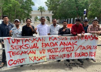 Lokomotif Hukum Sultra Demo di Polda, Sampaikan Ketidakprofesionalan Penyidik Dalam Tindak Pidana Kekerasan Seksual Terhadap Anak Dibawah Umur yang Ditangani Polresta Kendari 