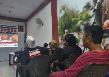 Keseruan, Pospera Sultra dan Pospera Kolaka Bersamaan Adakan Nobar Debat Cawapres Pemilu 2024