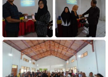 Universitas Karya Persada Muna Serahkan Buku Tabungan Kepada Penerima Beasiswa KIP-Kuliah.