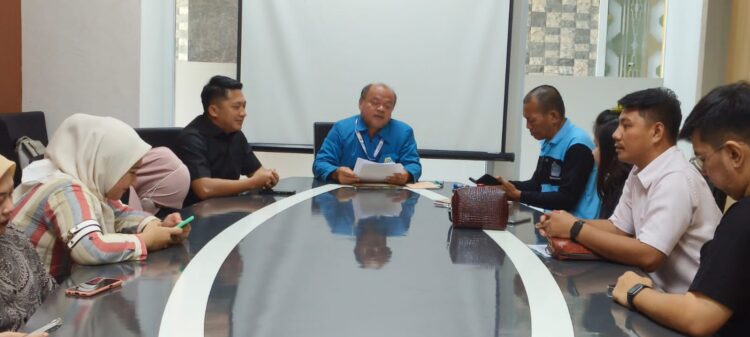 Disnaker Sultra Mediasi Kasus PHK 14 Karyawan J&T Kendari
