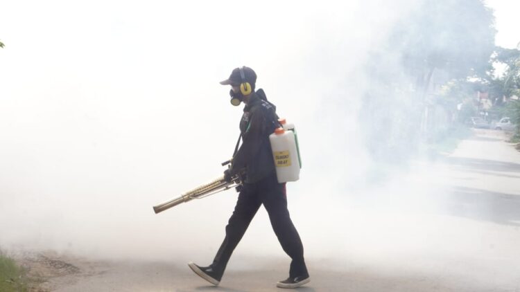 FPRB Sultra Semakin Gencar Lakukan Fogging Cegah Penyebaran Penyakit DBD 