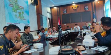 KSOP Kendari Mediasi Pelaku Usaha Pasir Nambo dan Bondoala dengan ESDM Sultra