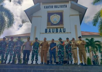 Brigjen TNI Joni Pardede S. Sos., MM Kunjungi TMMD ke 119 di Kota Baubau