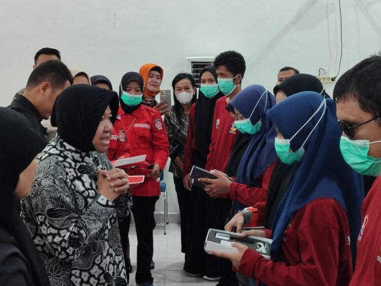 Kunker ke Kendari, Mensos Tri Rismaharini Pantau Pelatihan Anak Disabilitas