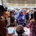 Pemudik di Kendari Antri Demi Dapatkan Tiket Gratis yang Disiapkan Kemenhub