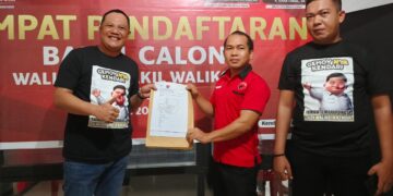 Serius Maju Pilwali, Yudhianto Mahardika Kembali Ambil Formulir di DPC PDIP Kota Kendari 