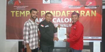 Maju Pilwali, Pendiri Lembaga AP2 Sultra La Ode Hasanuddin Kansi Ambil Formulir di PDIP