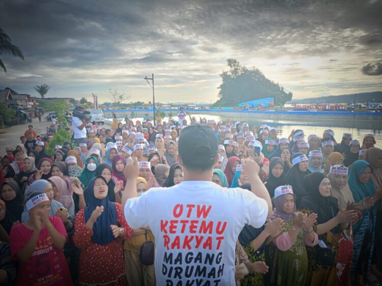 Heboh ! Kompak Pakai Daster, Ratusan Emak Emak Deklarasi Dukung WON Jadi Gubernur