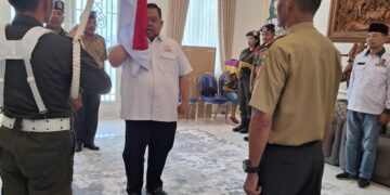 Selamat! Anton Timbang Jadi yang Pertama Dianugerahi Anggota Dewan Kehormatan IARMI Sultra