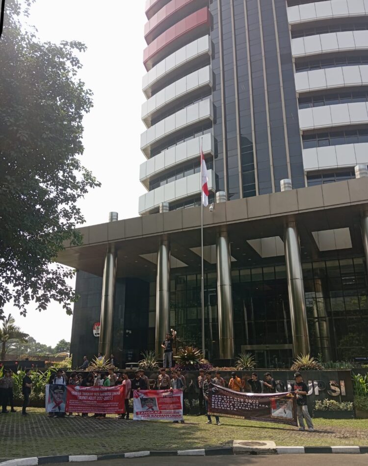 Gelar Aksi di KPK-RI, GMHI Soroti Mangkraknya Bandara di Kolaka Utara