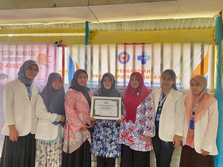 Mahasiswa PSPA UHO Angkatan XI Gelar Sosialisasi Pentingnya Vitamin Selama Kehamilan dalam Pencegahan & Penurunan Stunting terhadap Pertumbuhan & Perkembangan Anak di Kelurahan Punggaloba