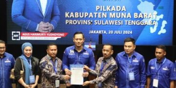 La Ode Darwin – Ali Basa Resmi Kantongi Rekomendasi DPP Partai Demokrat, AHY : Pasangan Sangat Siap Tarung dan Memenangkan Pilkada Mubar 