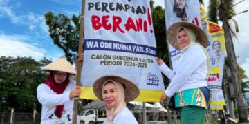 Viral! Spanduk Cagub Idola Emak-emak di Sultra Kompak Pasang Umbul-umbul di Kota Kendari 